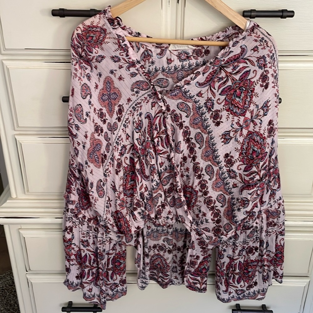 Love, stitch, cross front top size large